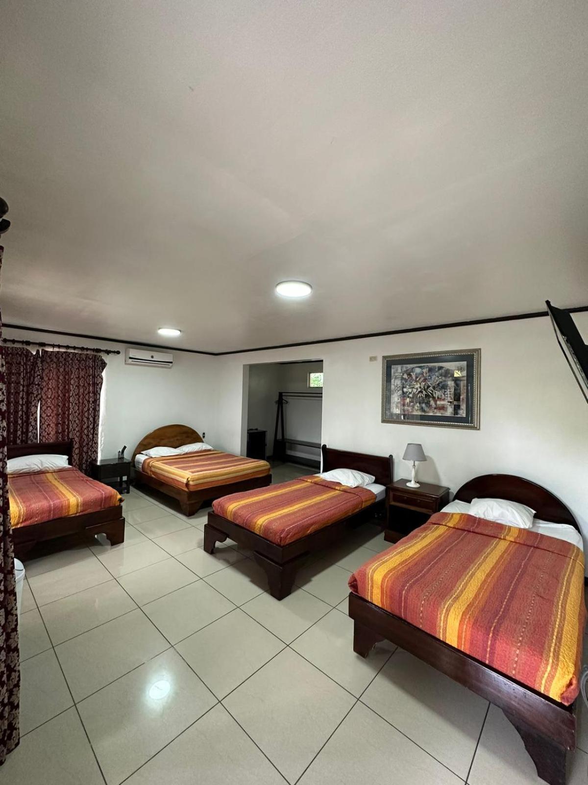 Brillasol Airport Hotel Las Ciruelas  Екстериор снимка