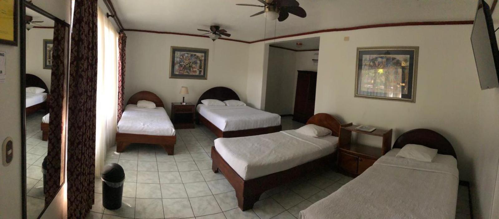 Brillasol Airport Hotel Las Ciruelas  Екстериор снимка