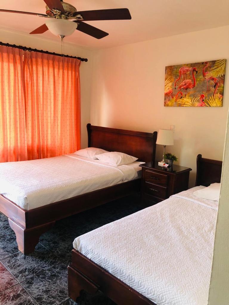 Brillasol Airport Hotel Las Ciruelas  Екстериор снимка